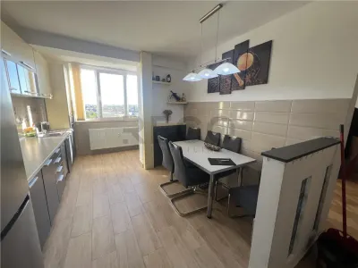 RECO apartament 3 camere in Decebal - Oradea