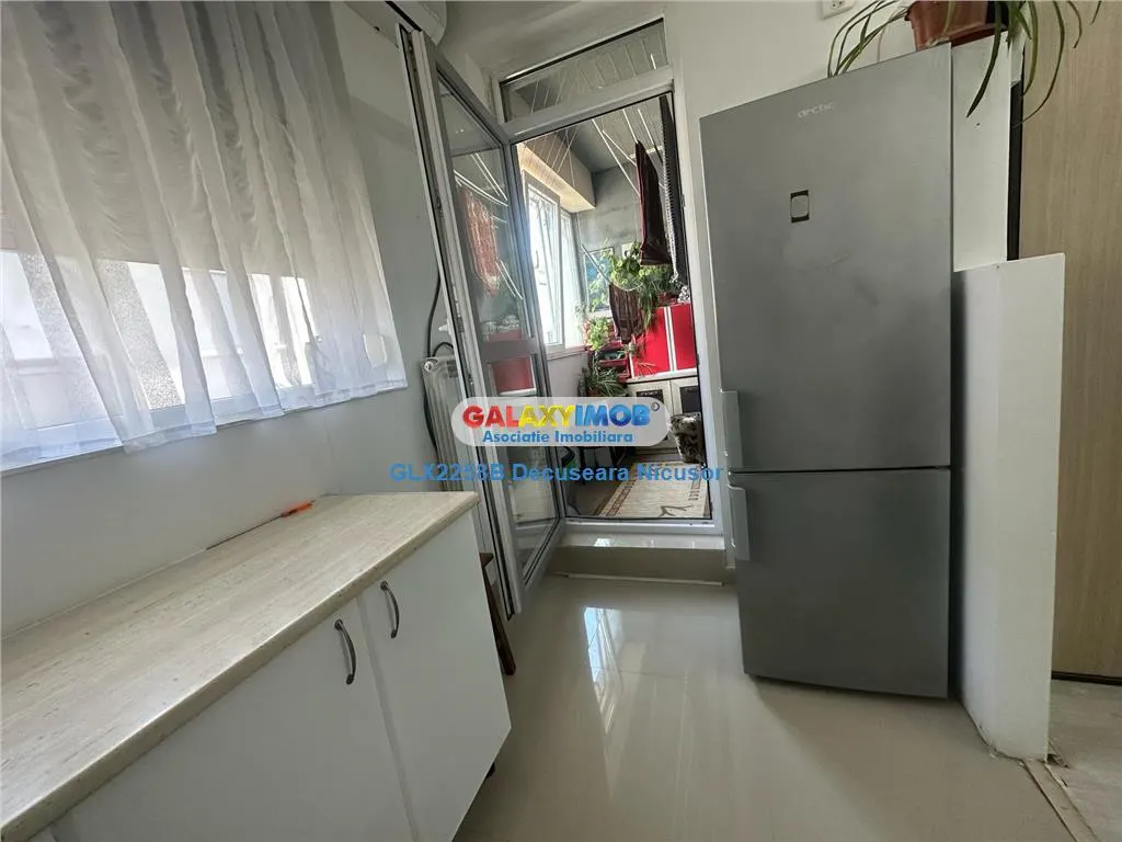 Apartament 2 camere, mobilat, utilat in Militari Residence 300 euro - foto 6