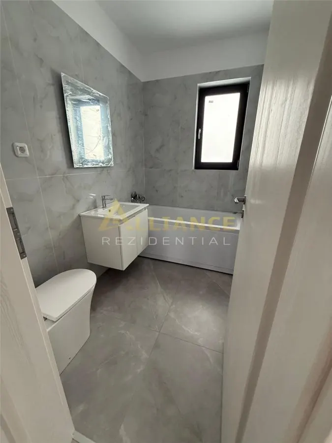 Casa de vânzare - 4 camere Comuna Berceni - confort, spatiu si intimitate - foto 11