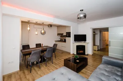Ultracentral  Apartment  Panorama  Terasă, Șemineu Electric  Design Modern - foto 4