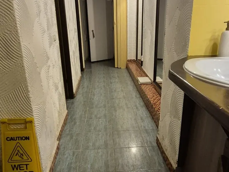 Spațiu Comercial Stradal de Închiriat â€“ Ideal pentru Farmacie 157,80 mp Vad Excelent - foto 6