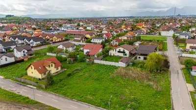 Comision 0% Teren intravilan 685 mp la asfalt, cu utilitatile la drum si AC casa - foto 7