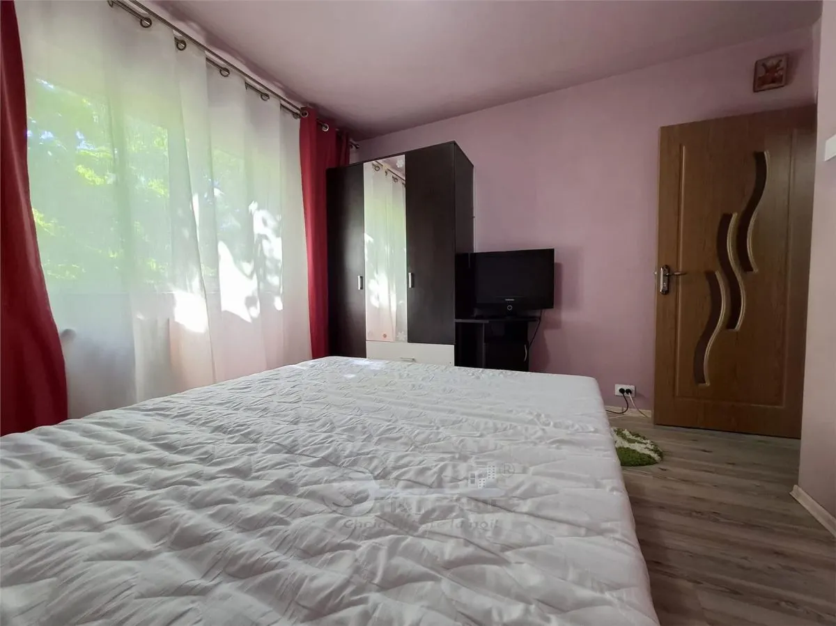 Apartament 2 camere, mobilat si utilat, interesctia Podu de Fier - foto 4