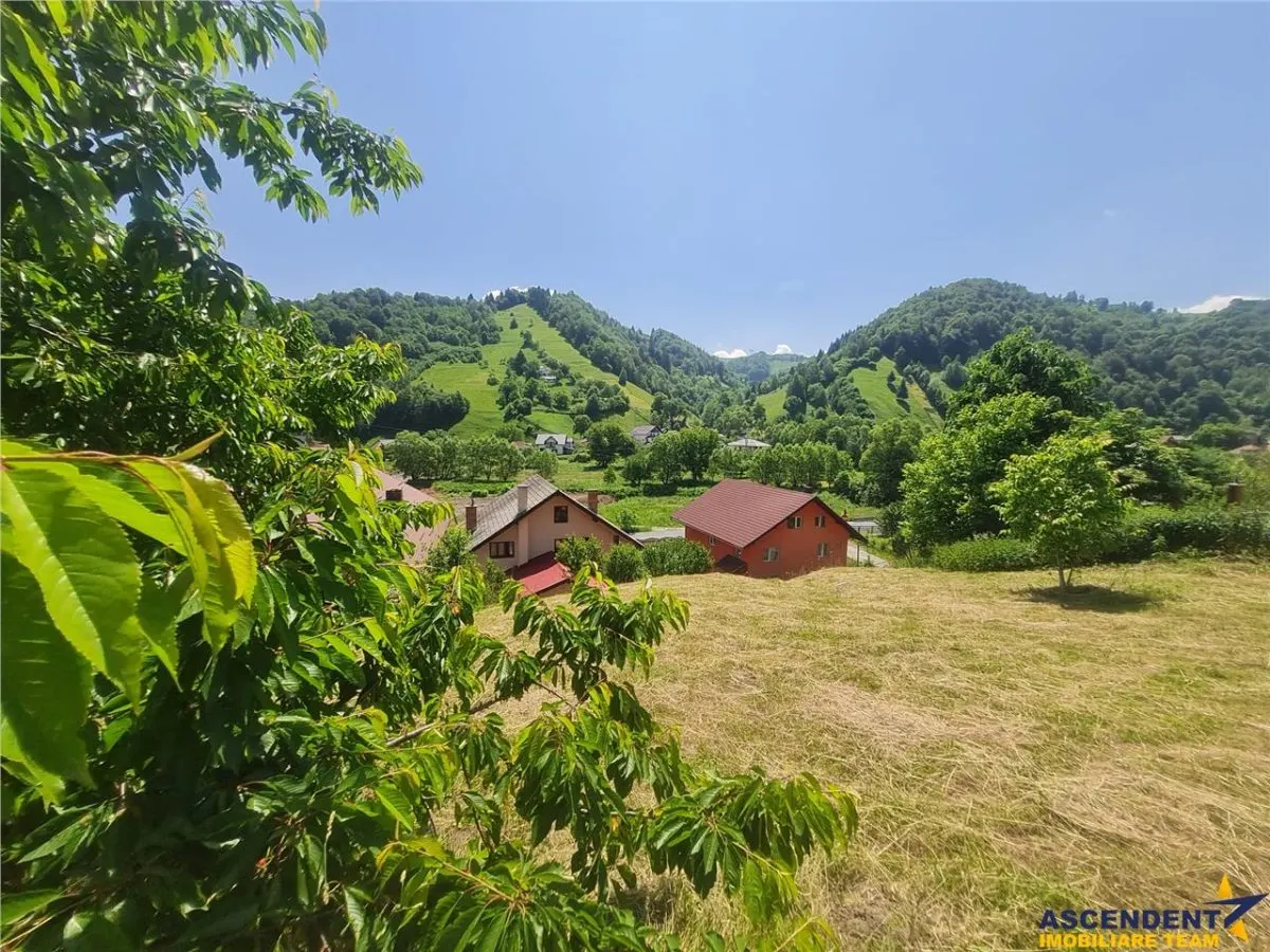 View superb:intravilan,constructie rezidenta/hotel,2.327 mp,Moieciu de Jos, Bran - foto 2