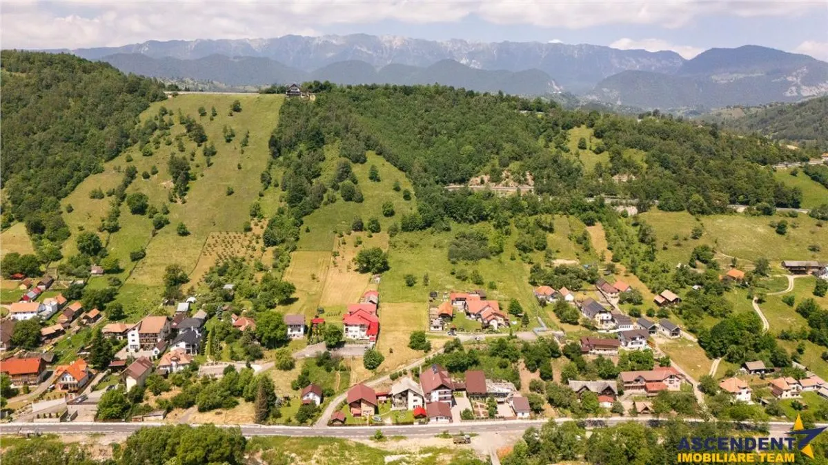 View superb:intravilan,constructie rezidenta/hotel,2.327 mp,Moieciu de Jos, Bran - foto 12