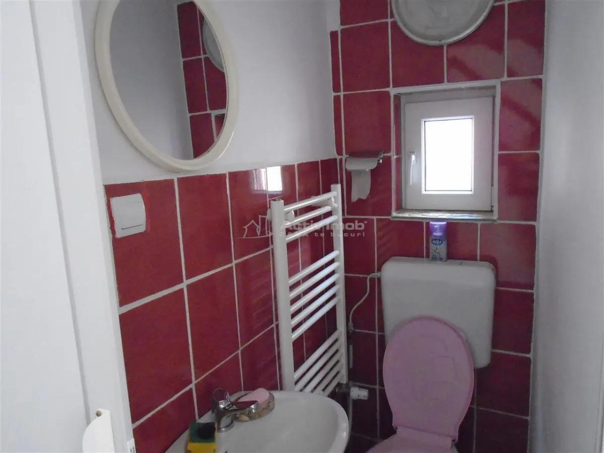 Resita Casa 7 Incaperi Parter,Etaj, Zero investitii - foto 6