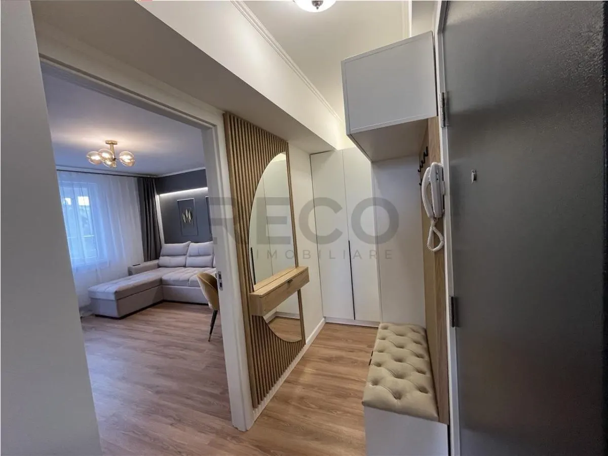 RECO Apartament  de inchiriat cu 2 camere-lux -centru - foto 17
