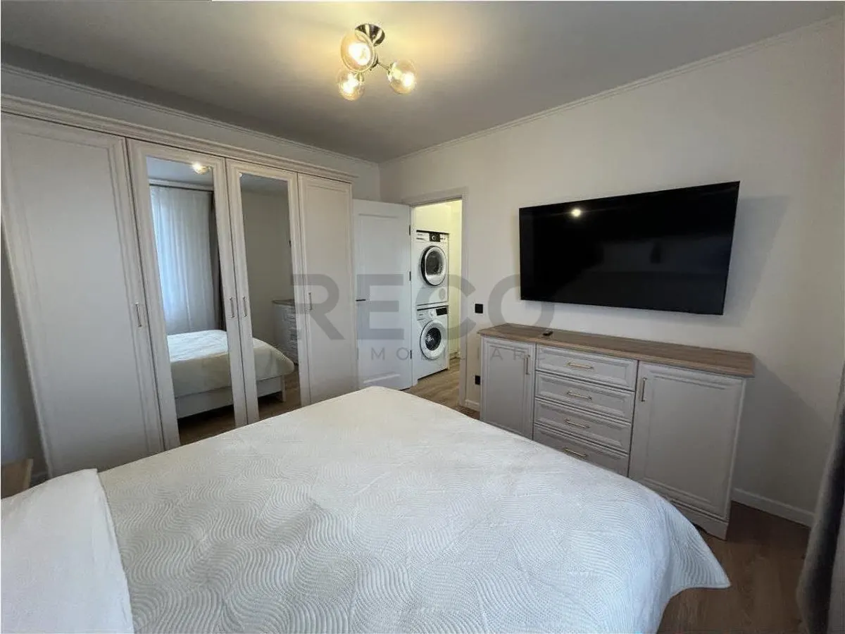 RECO Apartament  de inchiriat cu 2 camere-lux -centru - foto 8