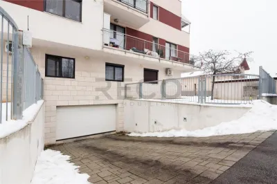RECO, Apartament cu doua camere, Bloc cu lift, Zona Oncea, Oradea - foto 23