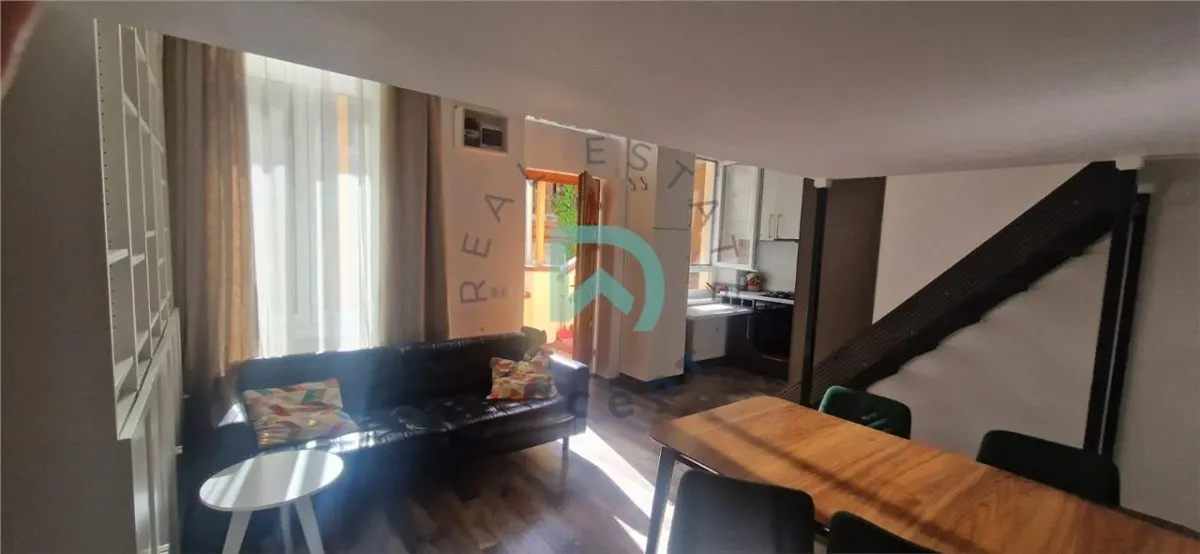 Apartament  la casa 3 camere, Bd. 15 Noiembrie - foto 2