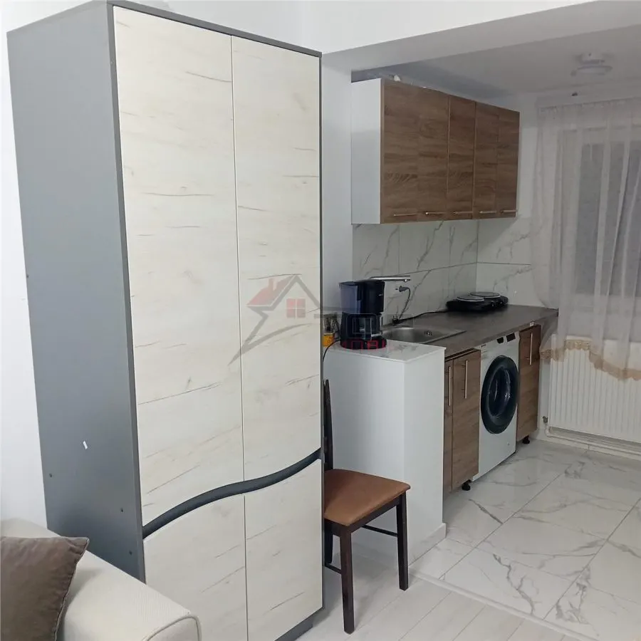 Inchiriere Camera de Camin- zona Baza 3 - foto 4