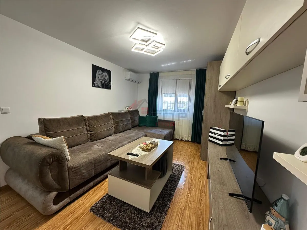 Inchiriere Apartament cu 2 camere Decomandat Tatarasi Nord- 2 Locuri de Parcare - foto 1