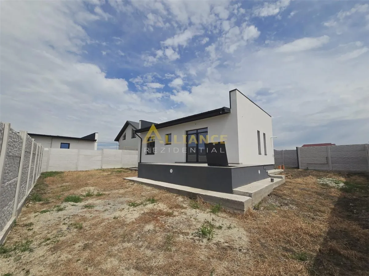 Casa parter- 3 camere- pod- beci- 600m de autobuz,scoala - foto 7