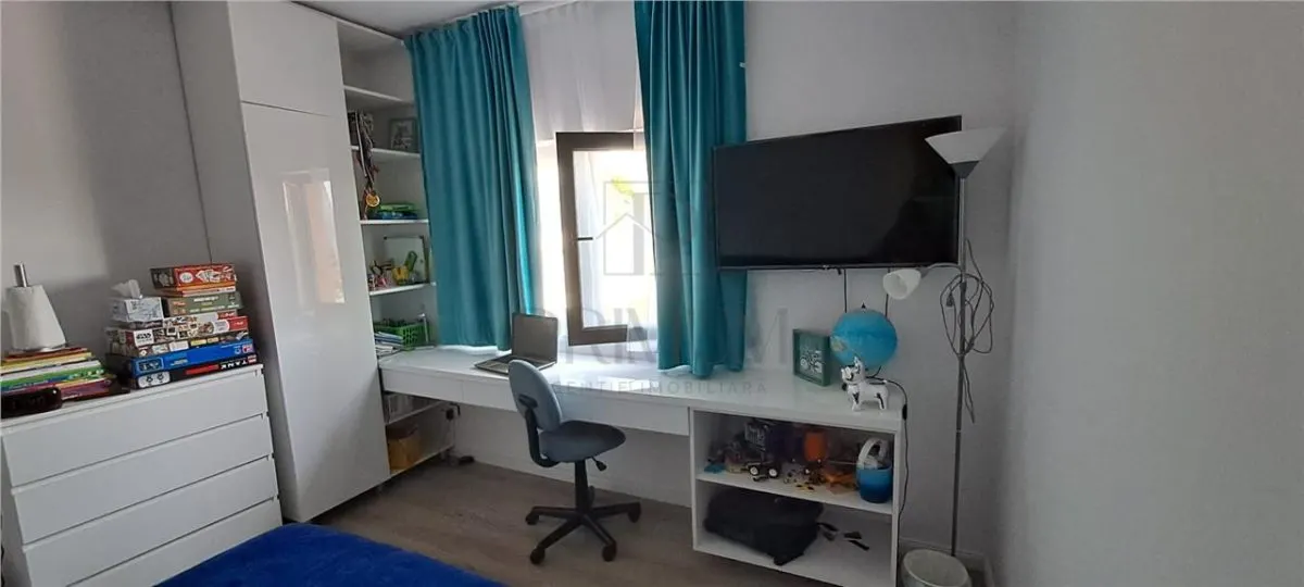 GIROC, CASA INDIVIDUALA DEOSEBITA P+1E+POD, 5 CAMERE, 2 BAI INCALZIRE IN PARDOSEALA - foto 12