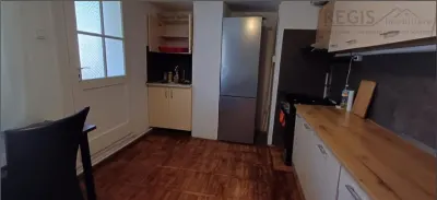 Apartament la casa.2 camere CentrulCivic valabil si inchiriere termen scurt - foto 12