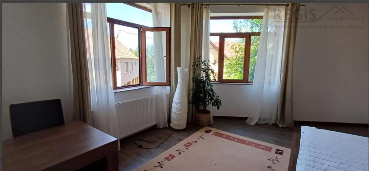 Apartament la casa.2 camere CentrulCivic valabil si inchiriere termen scurt - foto 5