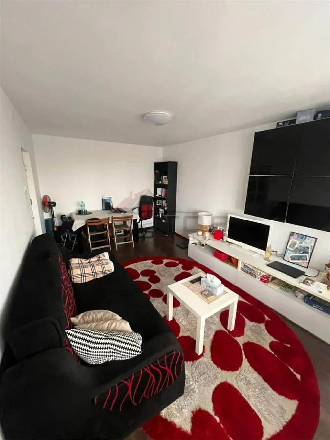 Vanzare apartament 2 camere DECOMANDAT - Podu Ros - foto 1