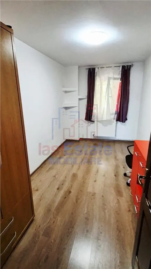 Apartament cu 4 camere de Inchiriat in zona Palas Mall - foto 7