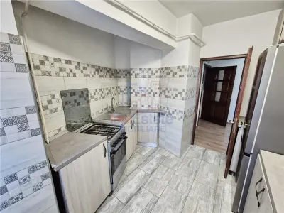 Apartament cu 4 camere de Inchiriat in zona Palas Mall - foto 10