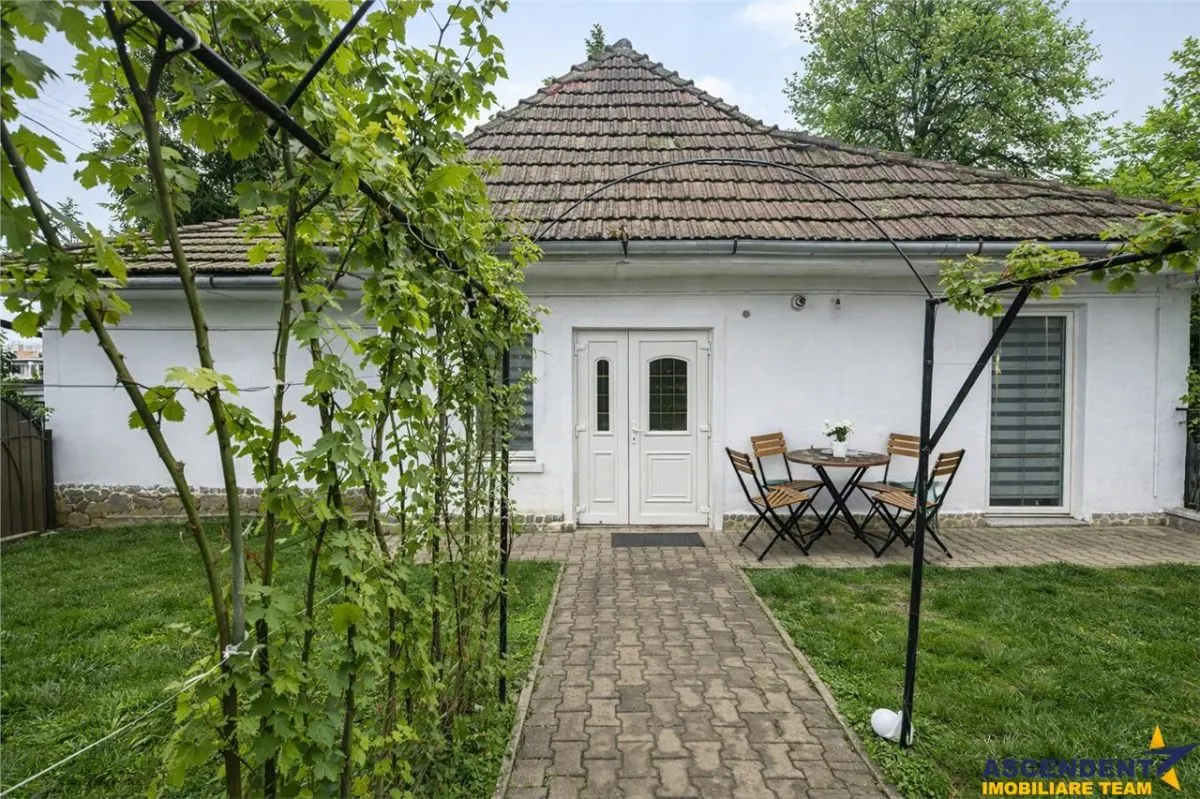 Casa cu 650 mp teren,zona linistita,curte verde,potential extindere,Gheorghe Doja, Targu Mures - foto 1