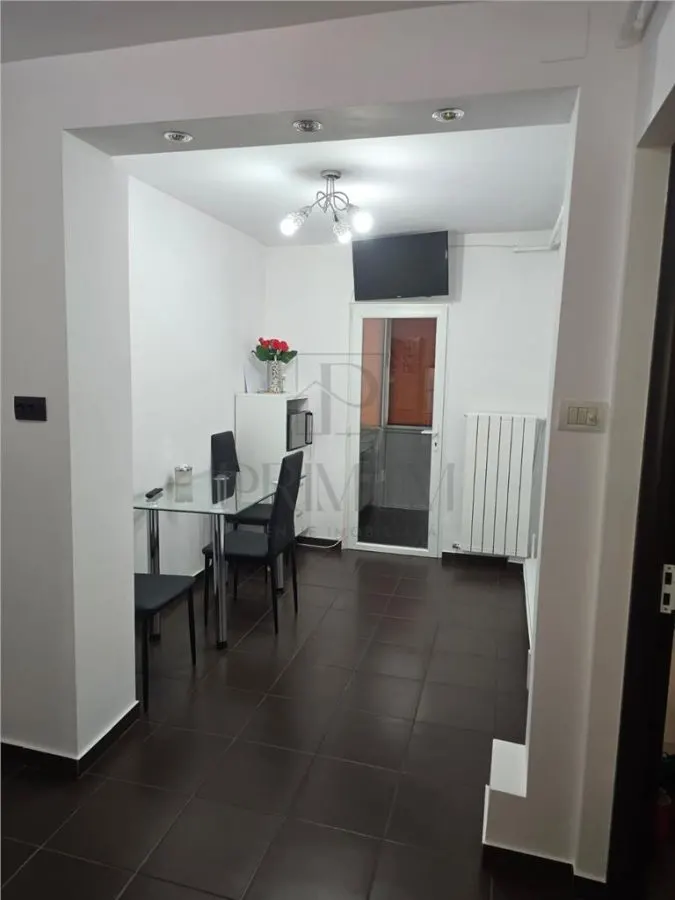 APARTAMENT 3 CAMERE- LIPOVEI- CENTRALA PE GAZ- COMISION 0 - foto 1