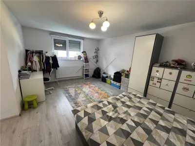 VILA INDIVIDUALA PRELUNGIREA GHENCEA | GARAJ | PANOURI FOTOVOLTAICE - MOBILATA UTILATA - foto 10