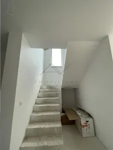 DE VANZARE VILA INDIVIDUALA CIOROGARLA- LA CHEIE STRADA NARCISELOR - foto 4