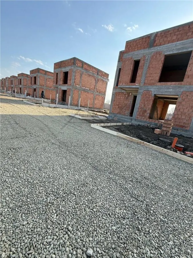 Vila Individuala Domnesti - Fortului - 4 camere- Toate Utilitatile Teren 430 mp - foto 3