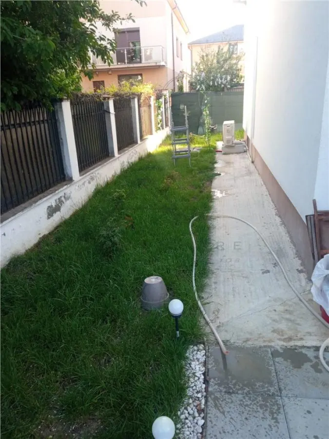 DE VANZARE VILA DANTELEI - DRUMUL TABEREI - PRELUNGIREA GHENCEA MOBILATA - foto 2