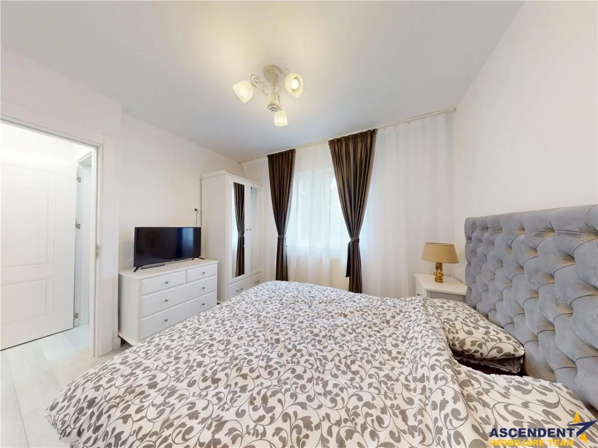 Eleganta si simplitate - Centrul Civic, renovat, etaj 2, design cu detalii unice - foto 11
