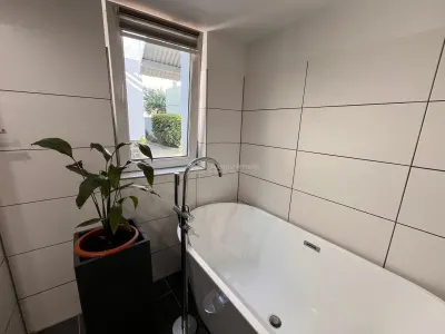 Lugoj,  Vila de Vis Cu Piscina, 440 Mp. Construiti, 820 Mp. Teren - foto 14