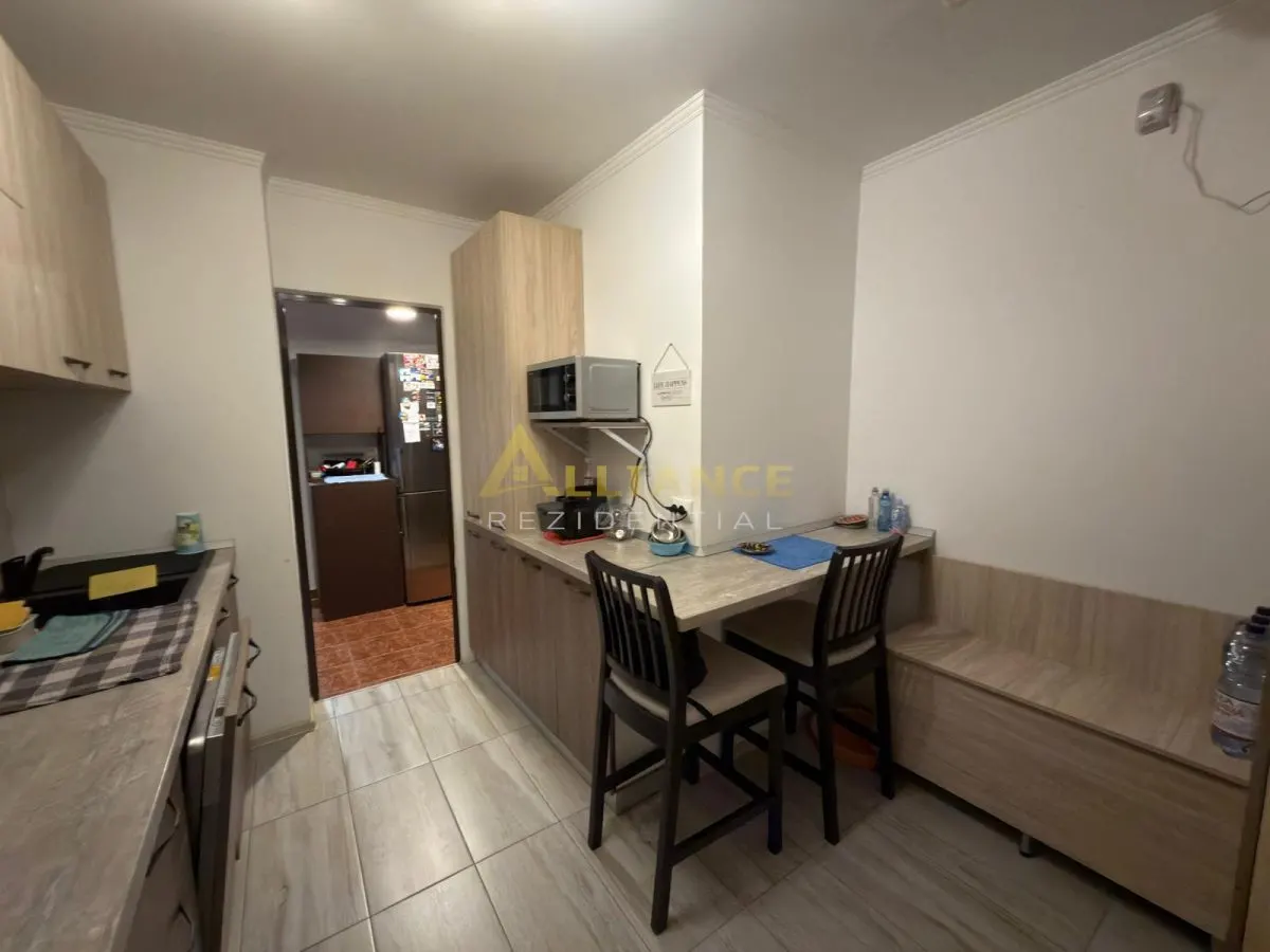 Sector 4 Apartament 3 Camere Mobilat/Utilat Centrala Termica - foto 8