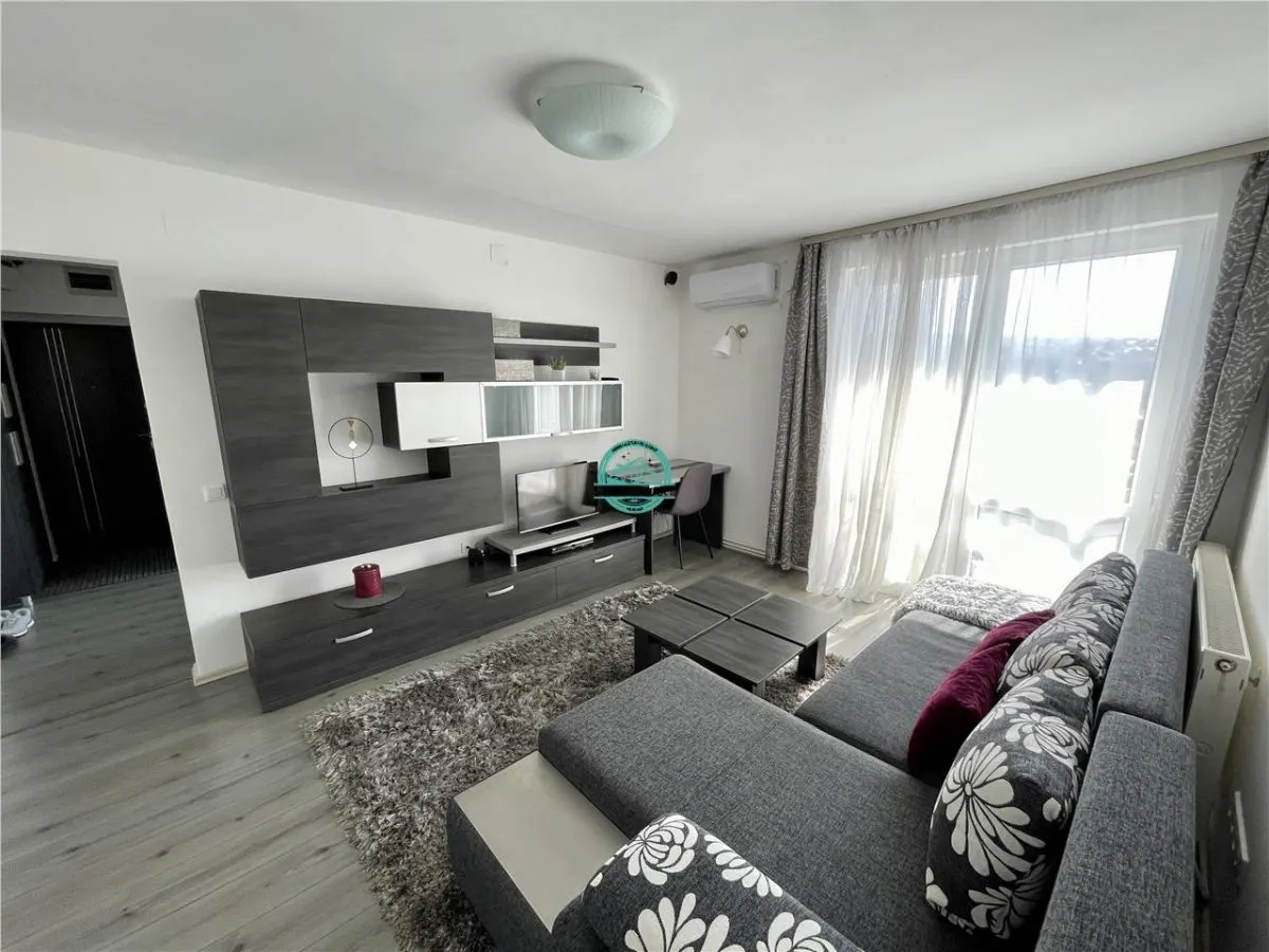 Inchiriere apartament cu 2 camere, amenajat modern, Semicentral - foto 1
