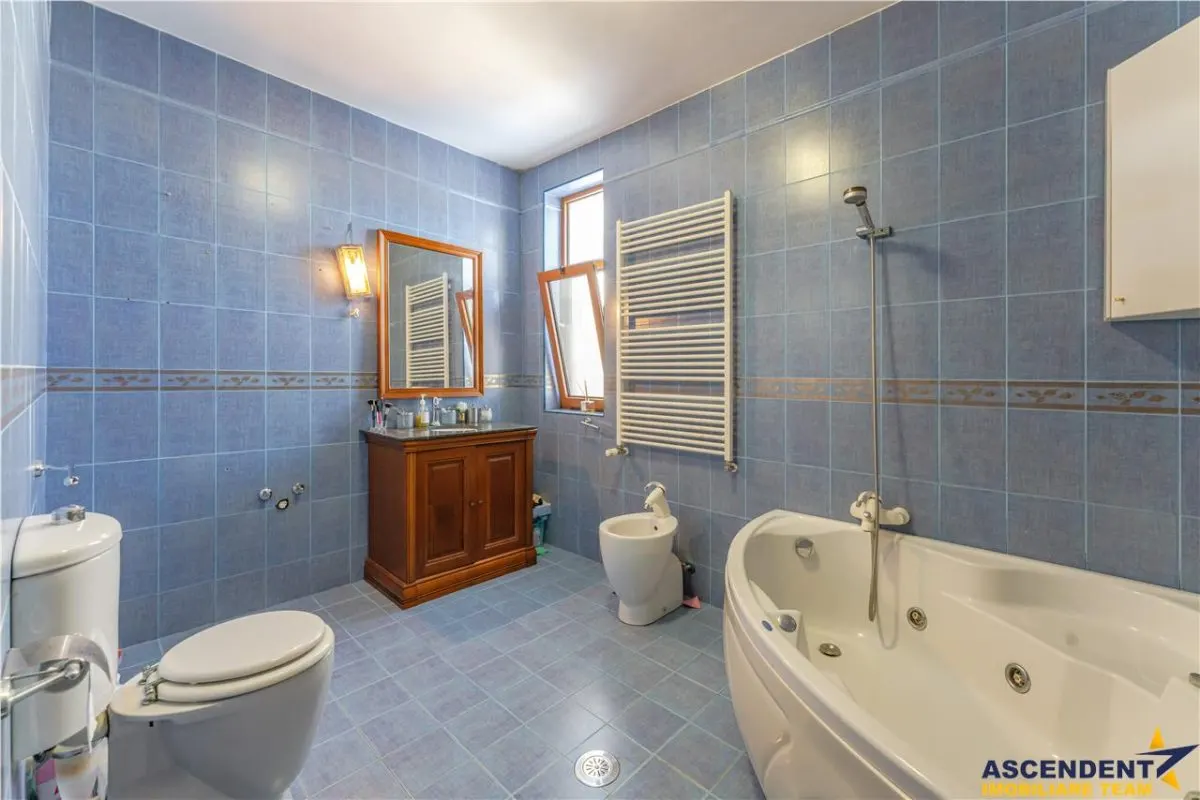 FILM! Castelariu: spectacol panoramic, locatie prestigioasa, exclusivist confort - foto 20