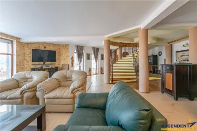 FILM! Castelariu: spectacol panoramic, locatie prestigioasa, exclusivist confort - foto 7