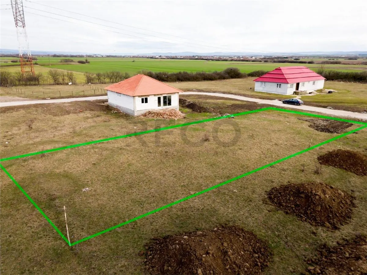 RECO Teren intravilan pentru loc de casa 810 mp  cu utilitati- Fughiu - foto 3