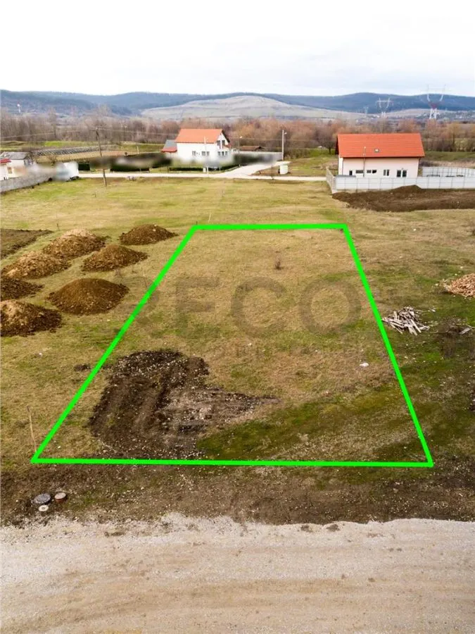 RECO Teren intravilan pentru loc de casa 810 mp  cu utilitati- Fughiu - foto 6