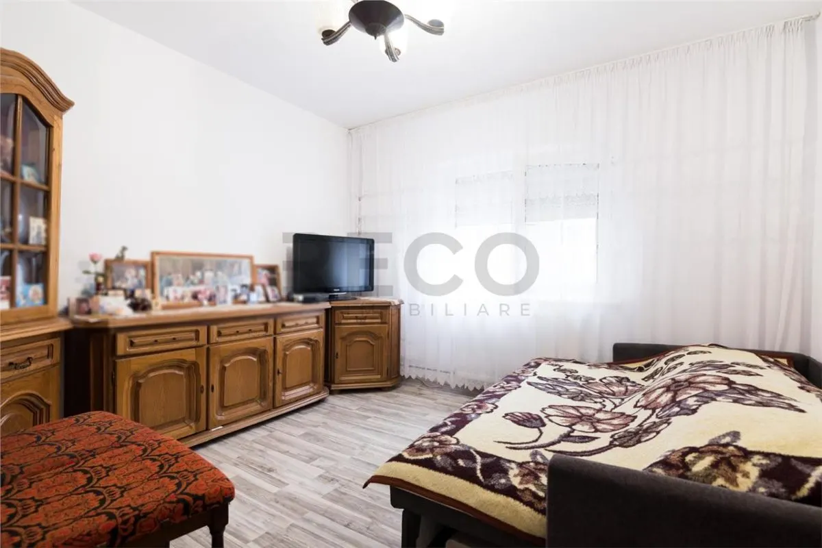 RECO Apartament cu 3 camere tip PB - zona Salca /Nufarul - foto 2