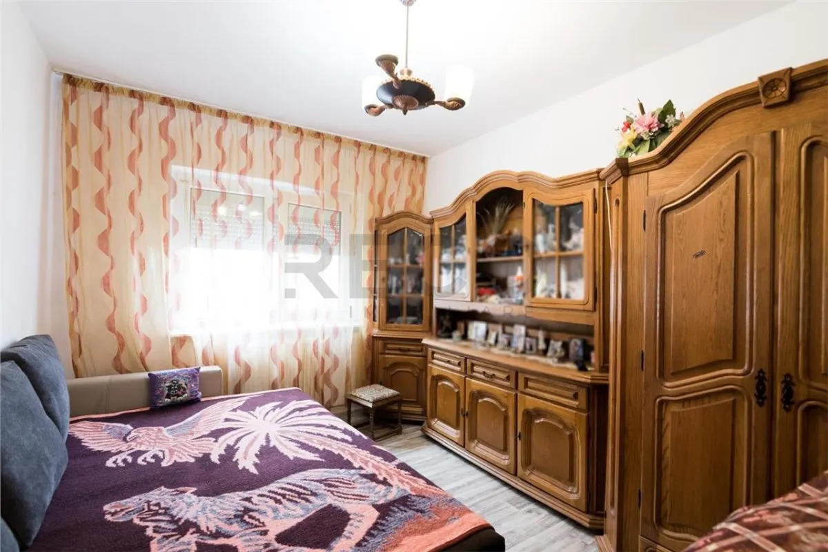 RECO Apartament cu 3 camere tip PB - zona Salca /Nufarul - foto 4