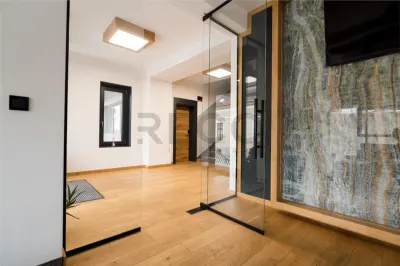 RECO Spatiu comercial ultracentral str Jean Calvin Oradea - foto 4