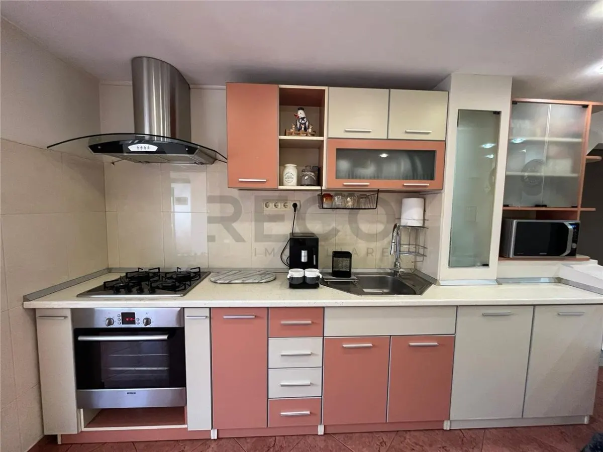 RECO Apartament cu 3 camere Oradea- Nufarul -decomandat - foto 2