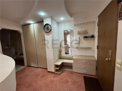 RECO Apartament cu 3 camere Oradea- Nufarul -decomandat - foto 8