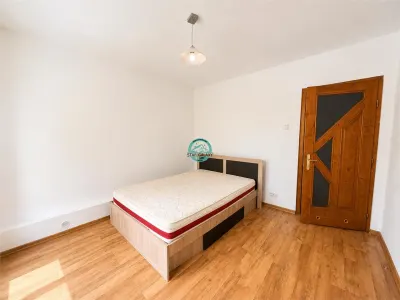Vand apartament cu 2 camere in Cornisa, la doar 7 minute de UMF. - foto 6