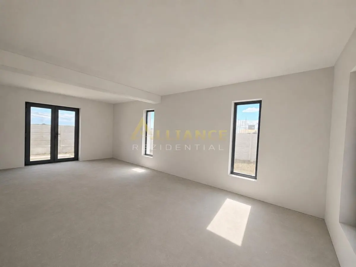 Vila individuala- 4 camere- 360mp teren - foto 3