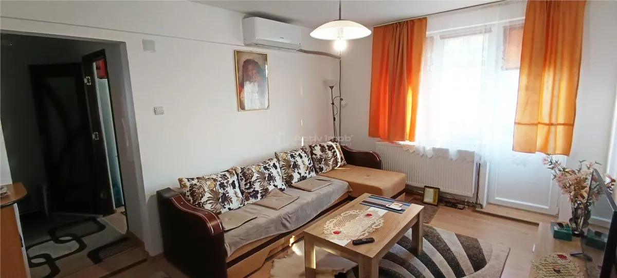 Moldova Noua, Apartament 2 cam. complet mobilat și utilat â€“ gata de mutare! - foto 2