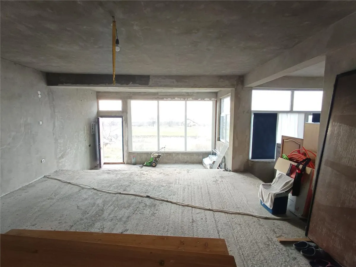 DUPLEX P+1+M CU TERASE | TEREN TOTAL 2.306 MP in MOLDOVA NOUA - foto 4