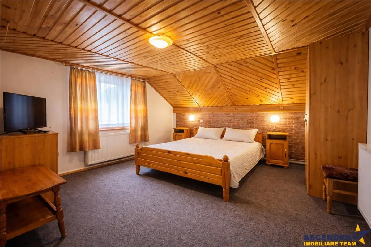 Tu 3D! Resedinta/ Pensiune, apreciabil areal, Moieciu, Bran, Brasov - foto 6