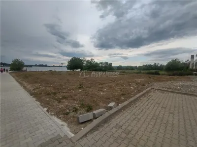 Moldova Noua, Teren Drept Intravilan 1628 Mp., pe malul Dunarii, Vanzare sau Inchiriere - foto 3