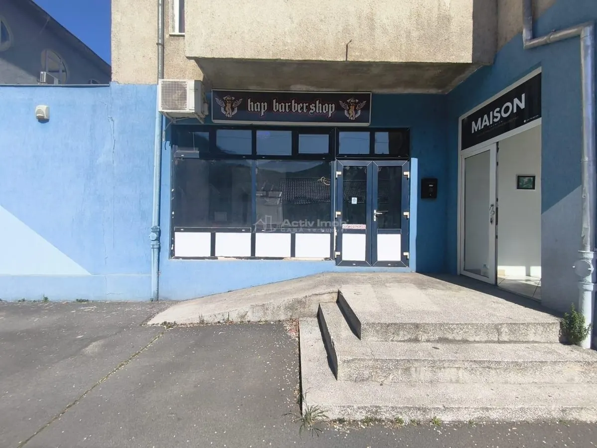 Resita, Chirie Spatiu Comercial Zona Posta - foto 1