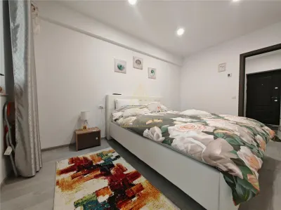 Apartament cu 2 camere de inchiriat in bloc nou, zona Nord - foto 4